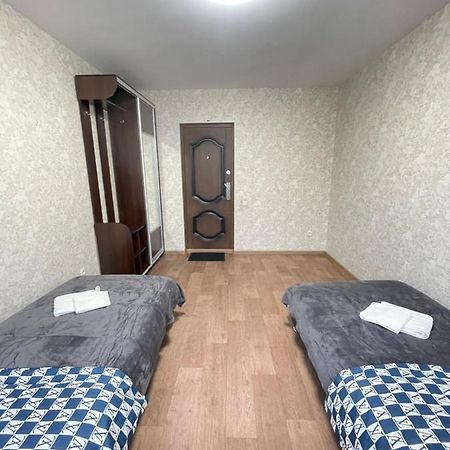 Апартаменты Проспект Победы 101 Chernihiv Luaran gambar